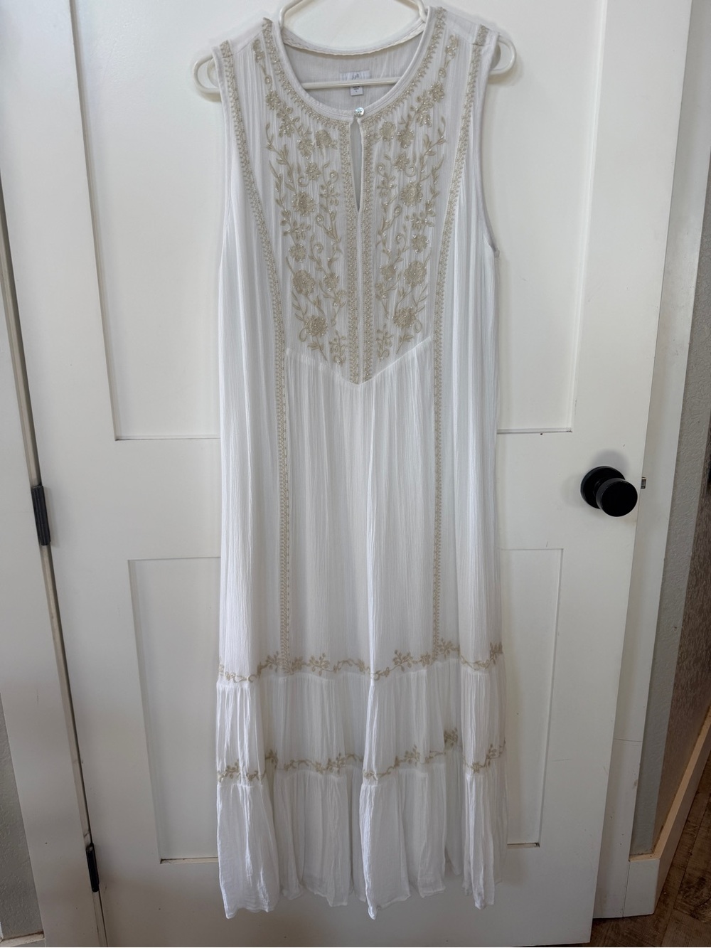 J. Jill Elegant Embroidered White Sleeveless Maxi Dress L